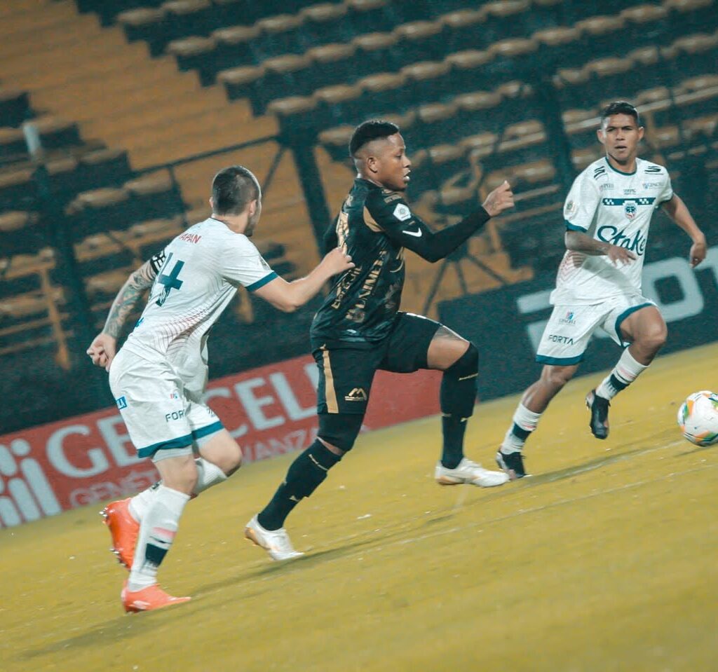 Fortaleza VS LLaneros